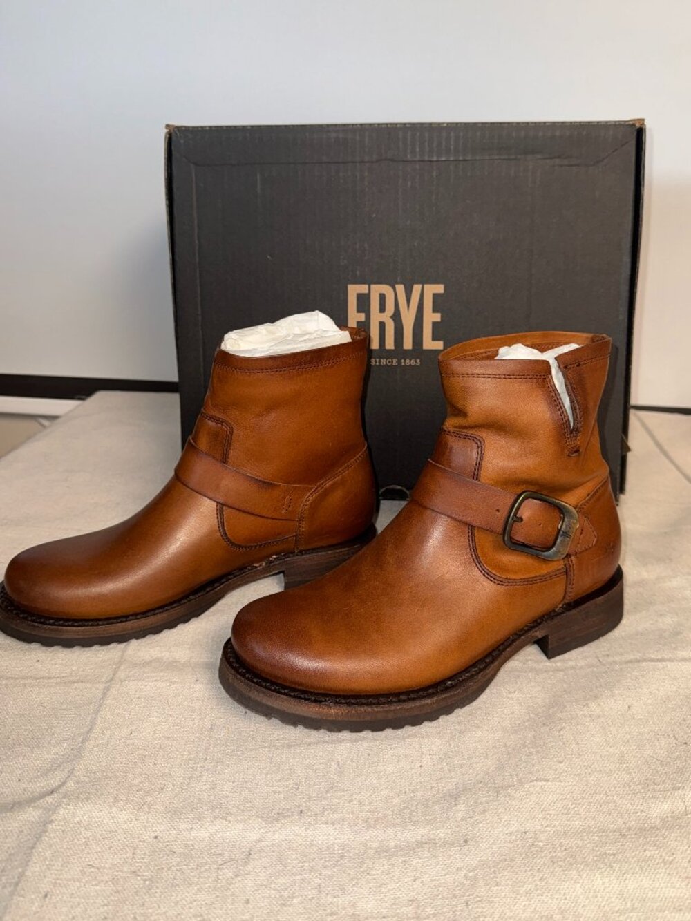 5.5 Frye Veronica Bootie Renice Leather Waterproof Boot  Bronze Brown Buckles